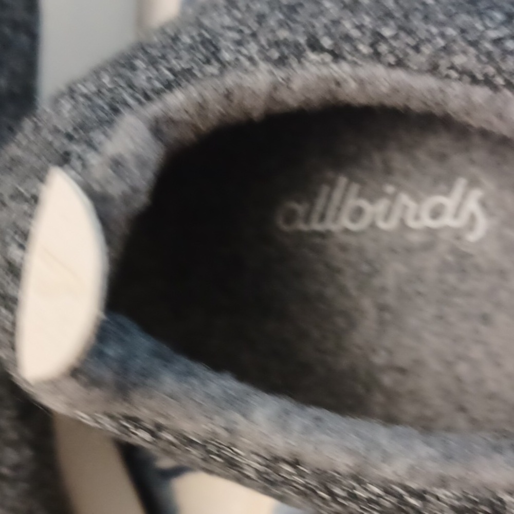 New Allbirds Womens Dark Gray Knit Washable Sneakers SZ 10 - Picture 6 of 11